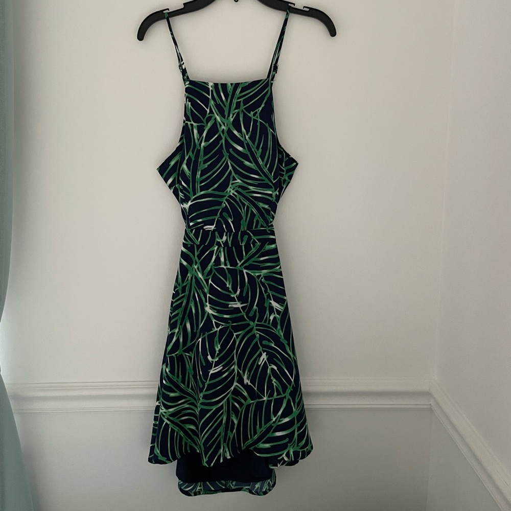 Forever 21 Green Navy Leaf Print Dress